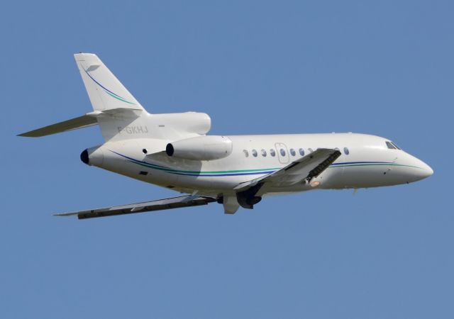 Dassault Falcon 900 (F-GKHJ)