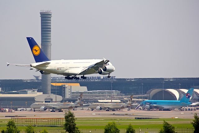 Airbus A380-800 (D-AIMI)