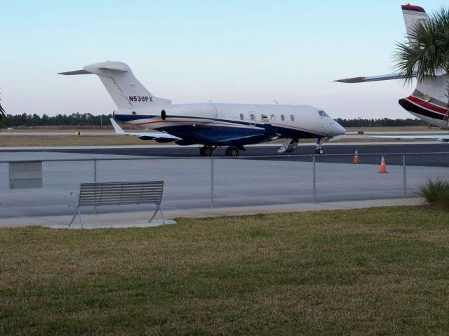 Bombardier Challenger 300 (N539FX) - 2/15/10 at VRB