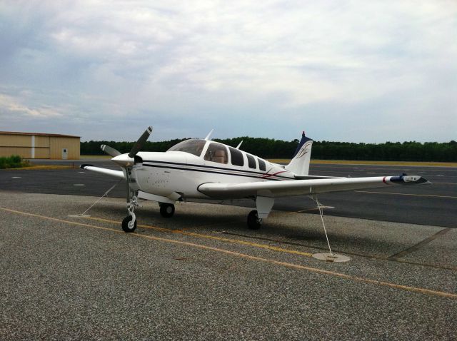 Beechcraft Bonanza (36) (N7BW)