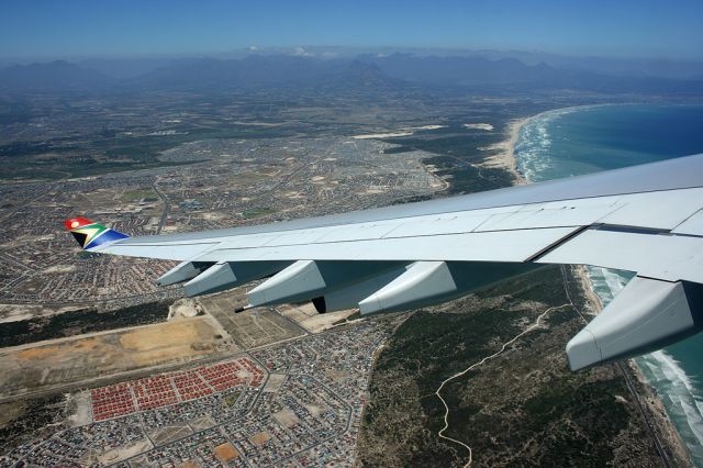 Airbus A340-300 (ZS-SXE)