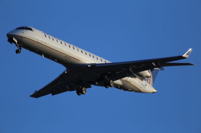 Canadair Regional Jet CRJ-700 (N780SK)