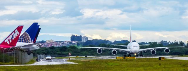 Airbus A380-800 (A6-EUU)