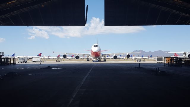 Boeing 747-400 (N744ST) - The first day it was rolled out after completion of the paint job. Pinal Air Park, Marana, Az.