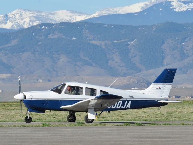 Piper Apache (N800JA)