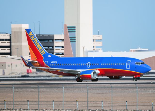BOEING 737-300 (N386SW)