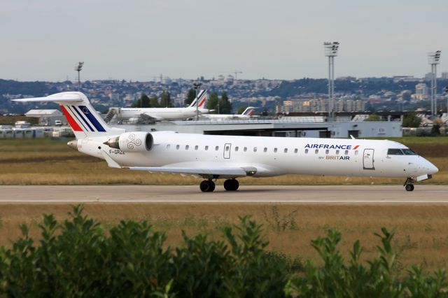 Canadair Regional Jet CRJ-700 (F-GRZE)