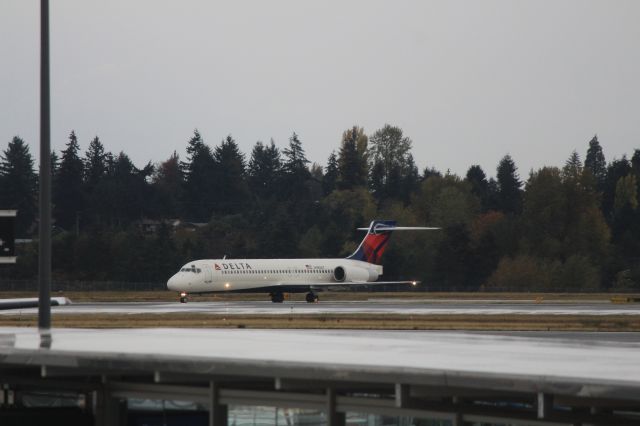 Boeing 717-200 (N985AT)