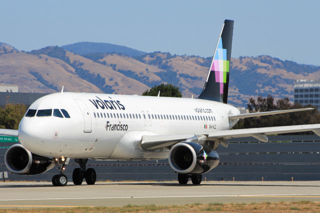 Airbus A320 (XA-VLC)