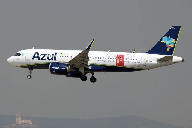 Airbus A320 (PR-YSL)