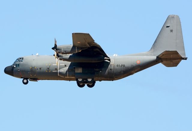 Lockheed C-130 Hercules (N5116)