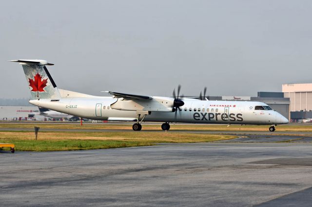 de Havilland Dash 8-400 (C-GXJZ)