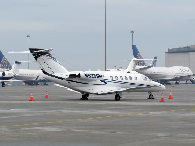 Cessna Citation V (N525SM)