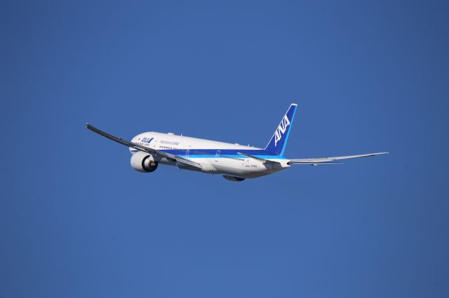 BOEING 777-300ER (JA790A)