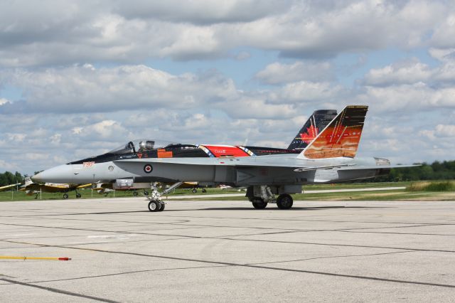 McDonnell Douglas FA-18 Hornet — - Canadian Forces CF-18 Hornet Demo Jet 2013,ST.Thomas Ontario,Canada June30,2013