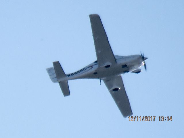 Cirrus SR22 Turbo (N898RC)