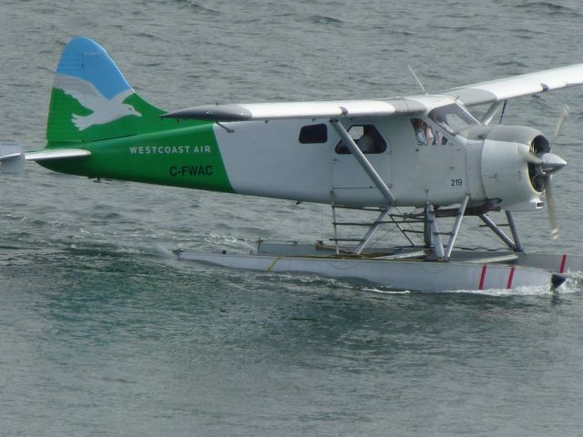 De Havilland Canada DHC-3 Otter (C-FWAC)