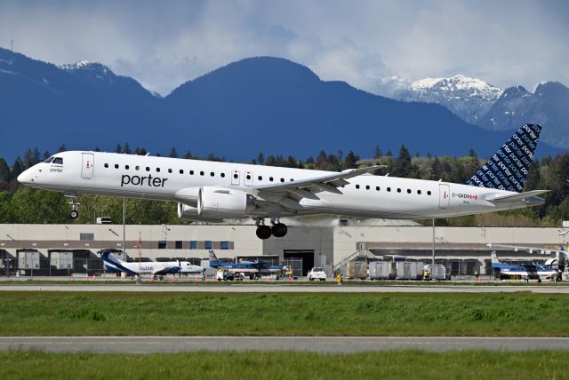 EMBRAER ERJ-190-400 (C-GKQV)