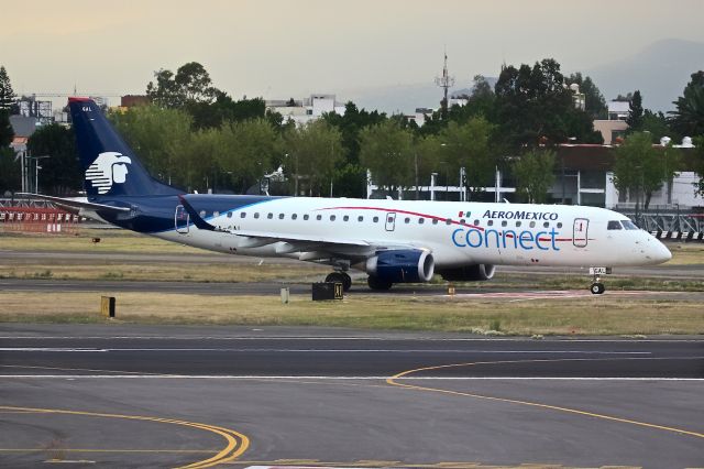 Boeing 737-200 (XA-GOL)