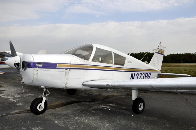 Piper Cherokee (N373BS)