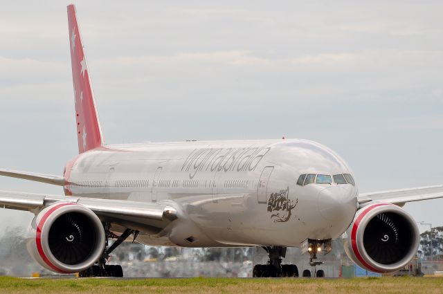 BOEING 777-300ER (VH-VOZ)