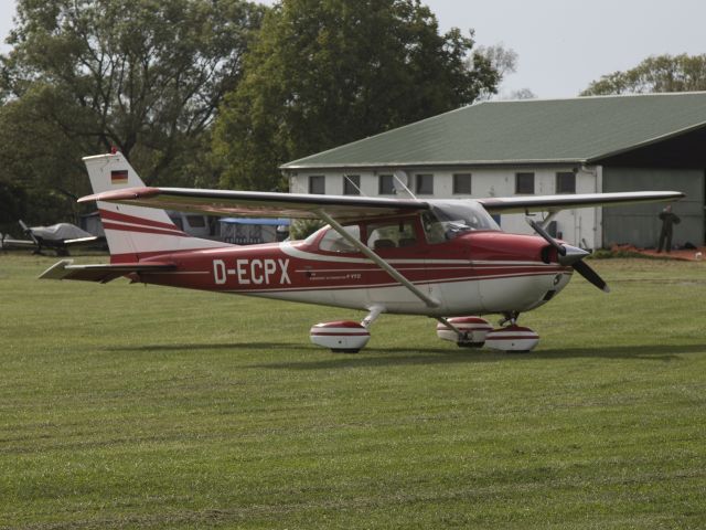 Cessna Skyhawk (D-ECPX)