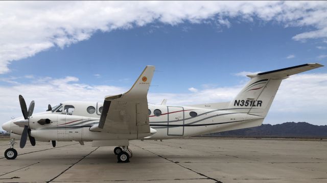 Beechcraft Super King Air 350 (N351LR)