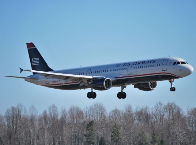 Airbus A321 (N188US) - Final for 18C - 1/31/12