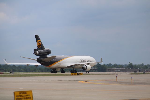 Boeing MD-11 (N263UP)