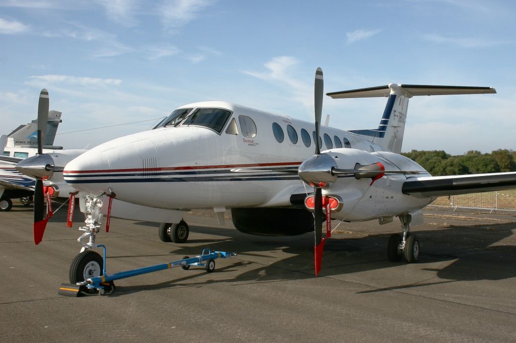 Beechcraft Super King Air 350 (F-ZBGL) - French Customs Beech Super King Air 350 CN FL-746, Lann Bihoue Naval Air Base (LFRH-LRT)