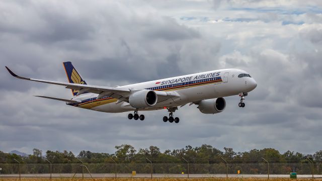 Airbus A350-900 (9V-SHY)