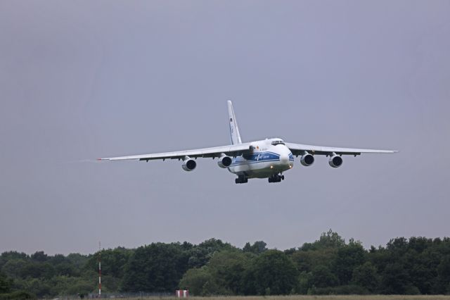 Antonov An-124 Ruslan (RA-82078) - LANDING NANTES LE 3 JUIN 2016