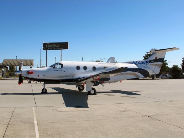 Pilatus PC-12 (N302NG) - A very nice PC12.