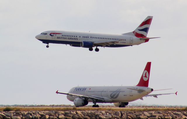 Airbus A320 (G-DOCN)