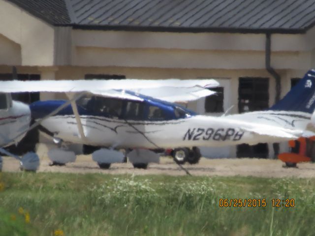 Cessna T206 Turbo Stationair (N296PB)