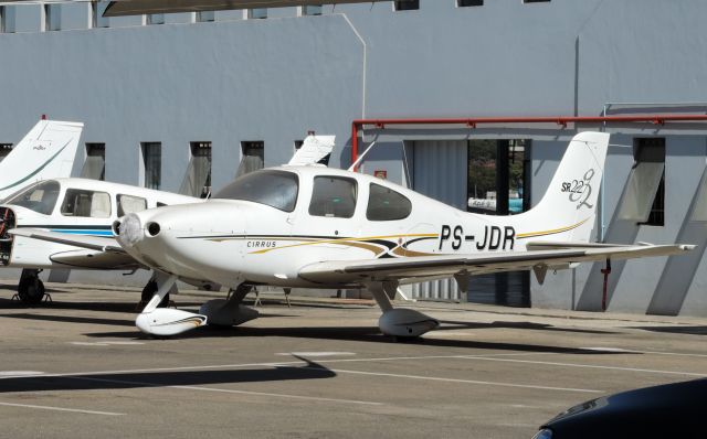 Cirrus SR-22 (PS-JDR)