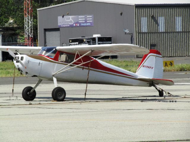 Mooney M-20 (N1988V)