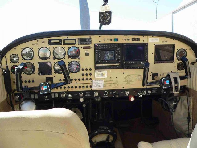 Piper Saratoga (N67TS)
