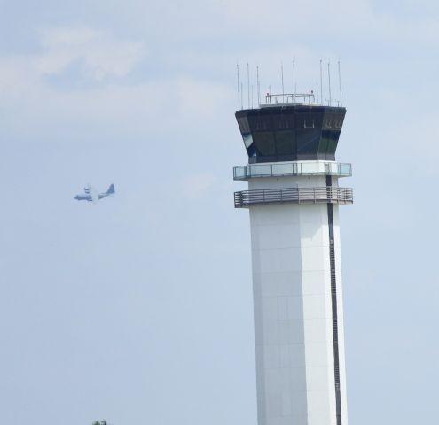 Lockheed C-130 Hercules — - 091014 KLIT tower with ArkANG C130 doing turns