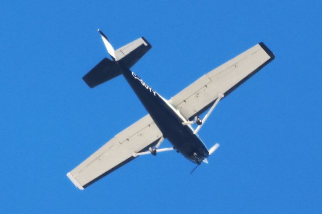 Cessna Skyhawk (C-GUYY) - C-GUYY Cessna Skyhawk 172-M Max Aviation  Altitude 1524 Mètres Vitesse 160 Km/H Survolant la ville de Lavaltrie QC. le 16-12-2023 à 11:22
