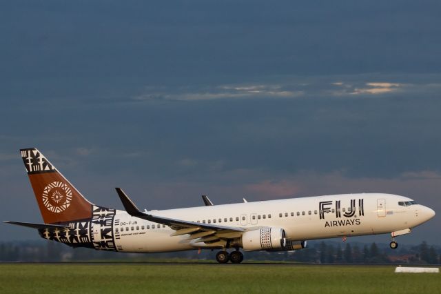 Boeing 737-800 (DQ-FJN)