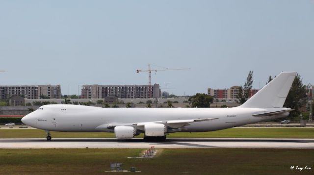 BOEING 747-8 (N859GT) - Departing Miami International Airport on the 29th of April.