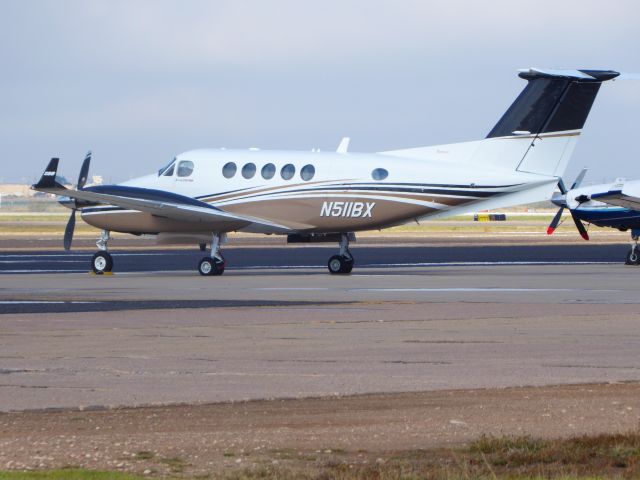 Beechcraft Super King Air 200 (N511BX)