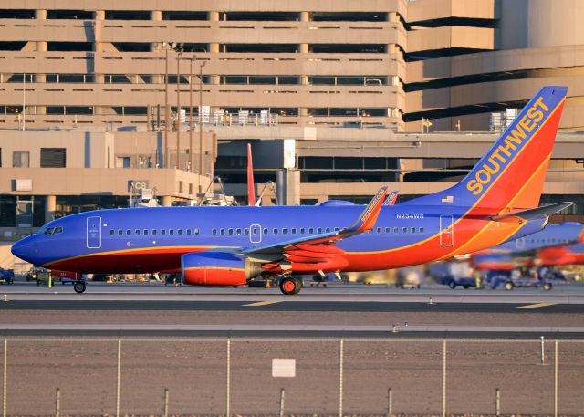 Boeing 737-700 (N234WN)