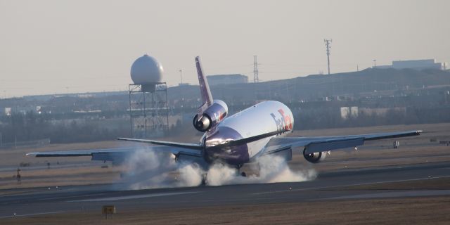 McDonnell Douglas DC-10 (N313FE)