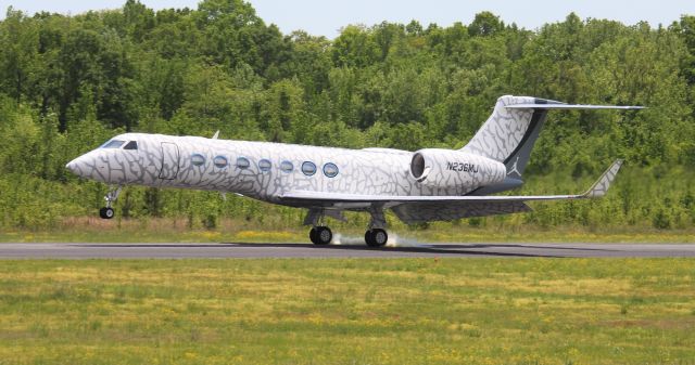 Gulfstream Aerospace Gulfstream V (N236MJ) - Michael Jordan's Gulfstream Aerospace GV-SP (G550) arriving at Boswell Field, Talladega Municipal Airport, AL, just before the start of NASCAR'S GEICO 500 at Talladega Superspeedway - April 23, 2023.