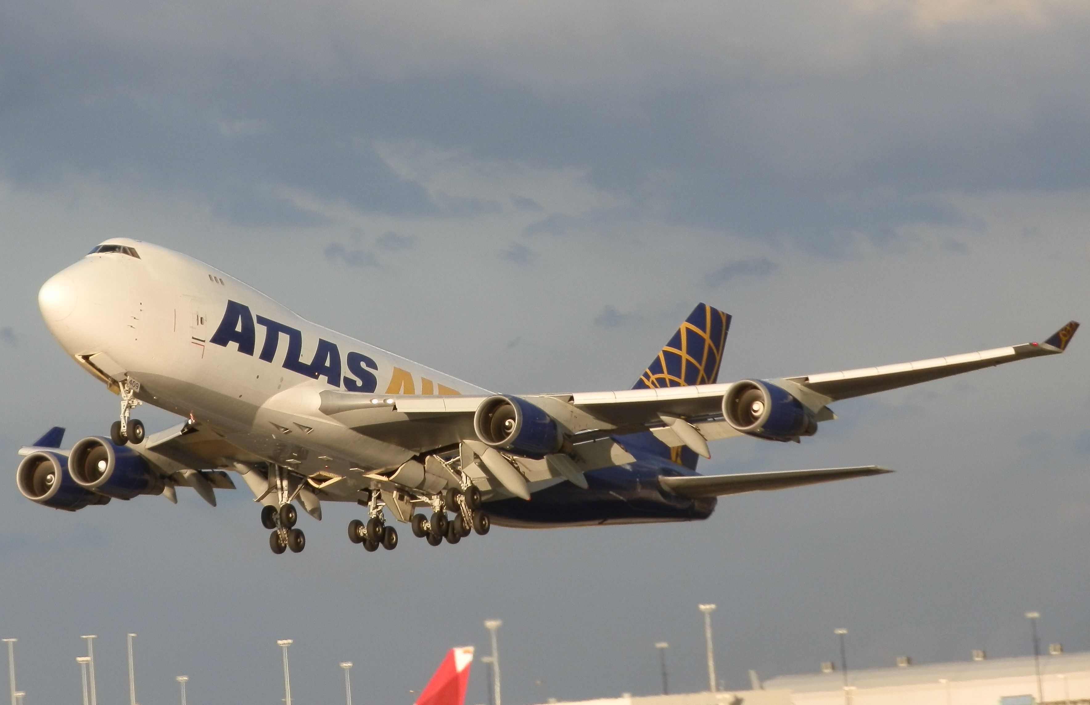 Boeing 747-400 (N409MC) - Heres"Lookin at you kid!"