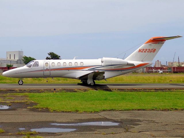 Cessna Citation CJ1 (N223GB)