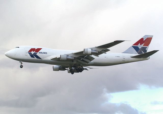 Boeing 747-200 (G-MKBA)