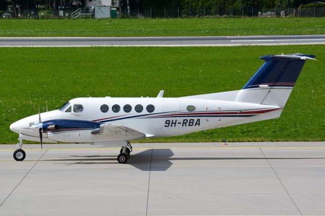 Beechcraft Super King Air 200 (9H-RBA)